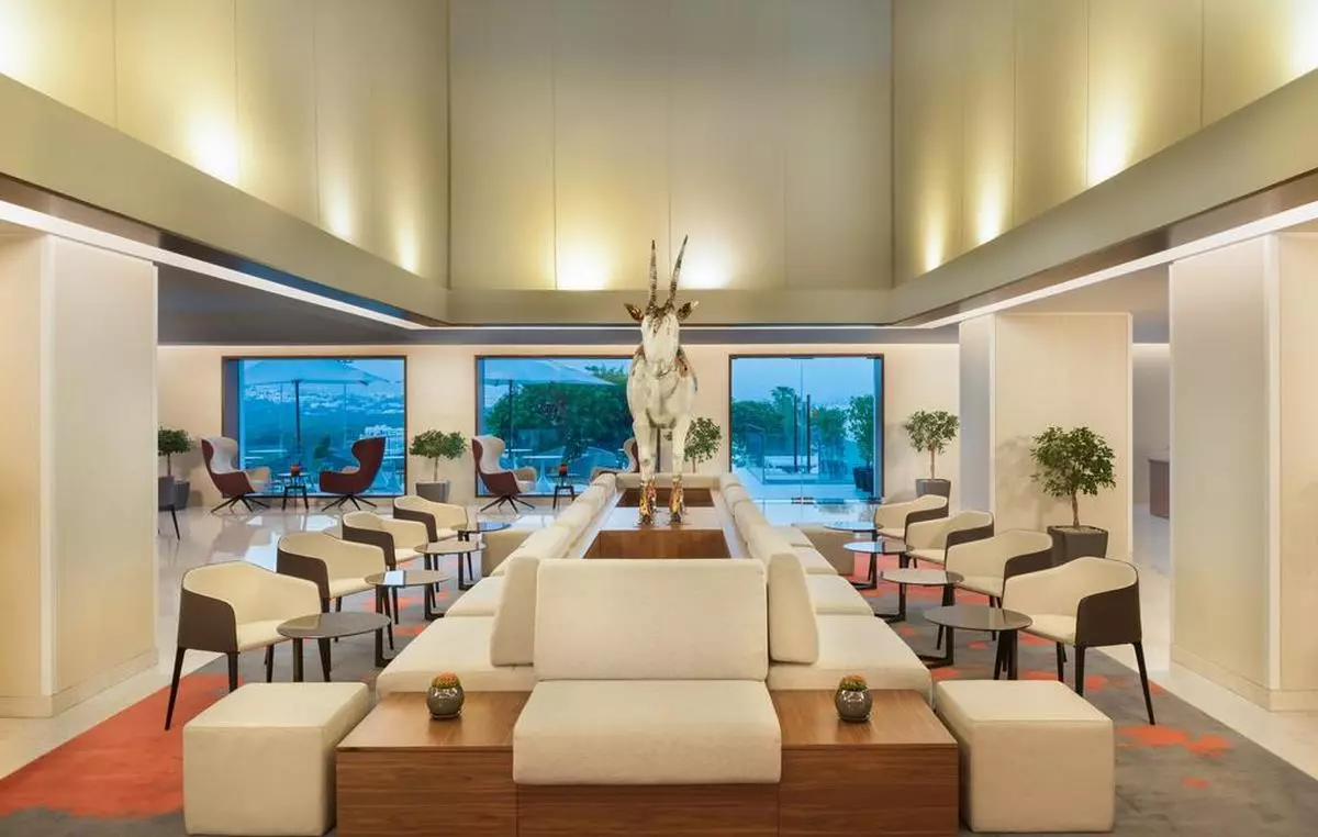 crown plaza muscat3 (Copy).jpg